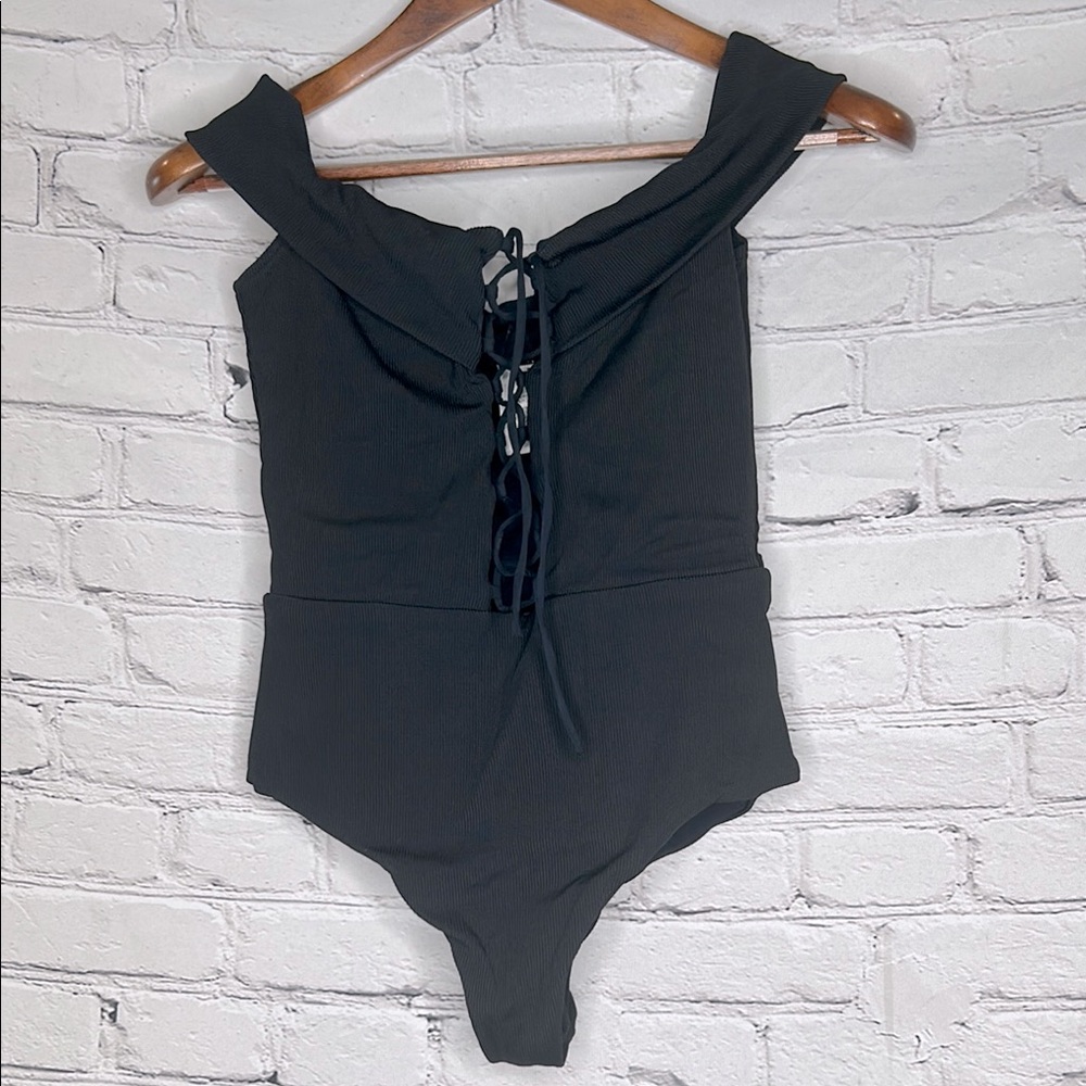 L*Space One-Piece Black Swimsuit Size 8 Excellent Condition